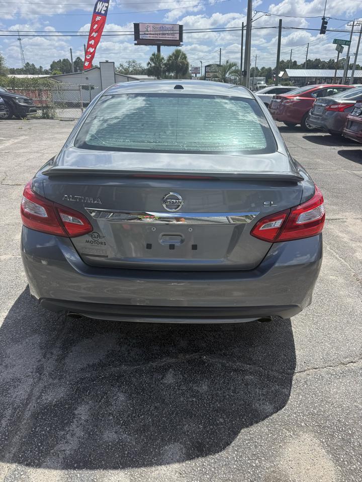 Nissan Altima 2.5 SR 2016