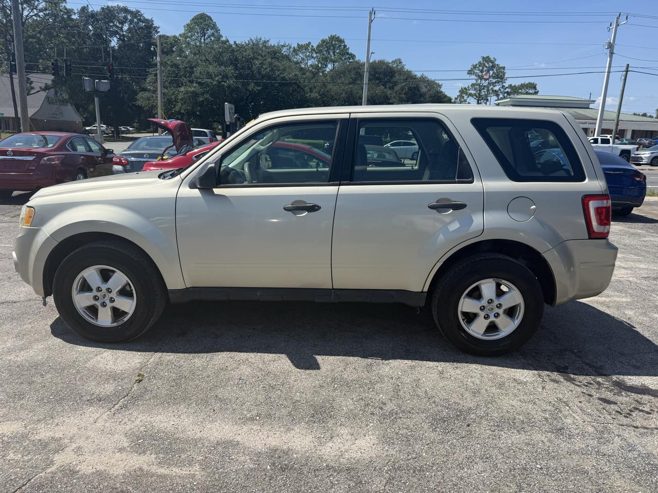 Ford Escape XLS FWD 2011