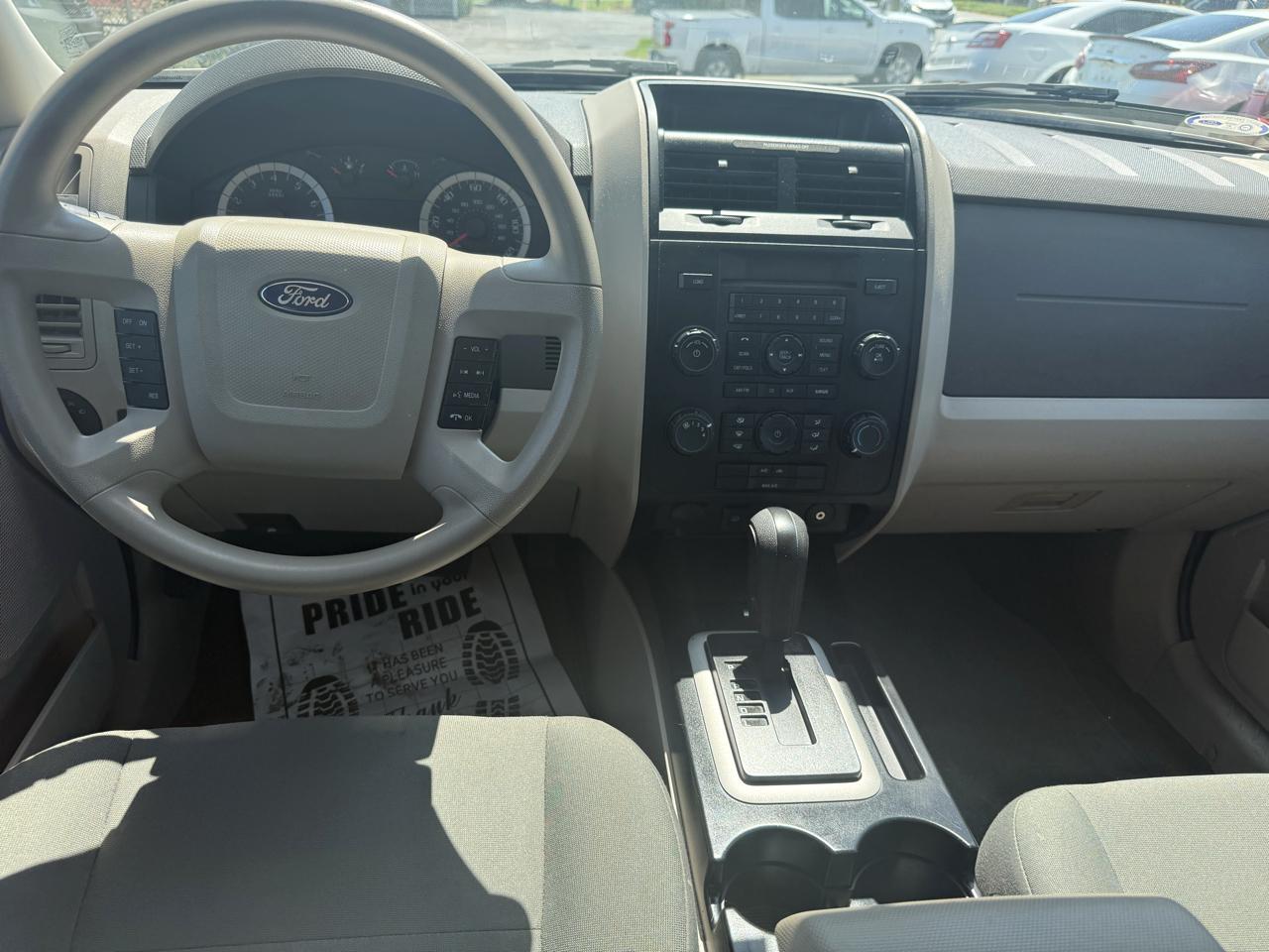 Ford Escape XLS FWD 2011