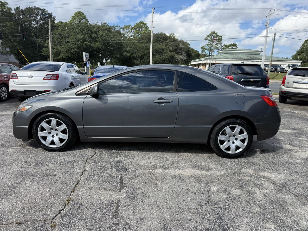 Honda Civic LX Coupe 5-Speed AT 2010