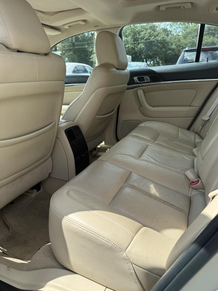 Lincoln MKS AWD 2009