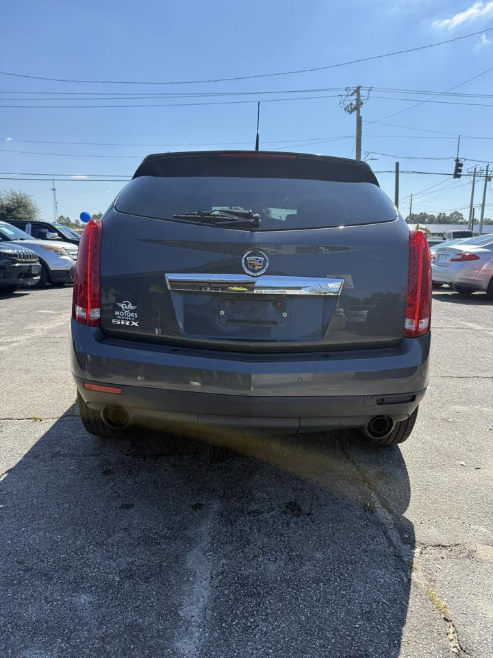 Cadillac SRX Luxury Collection 2011
