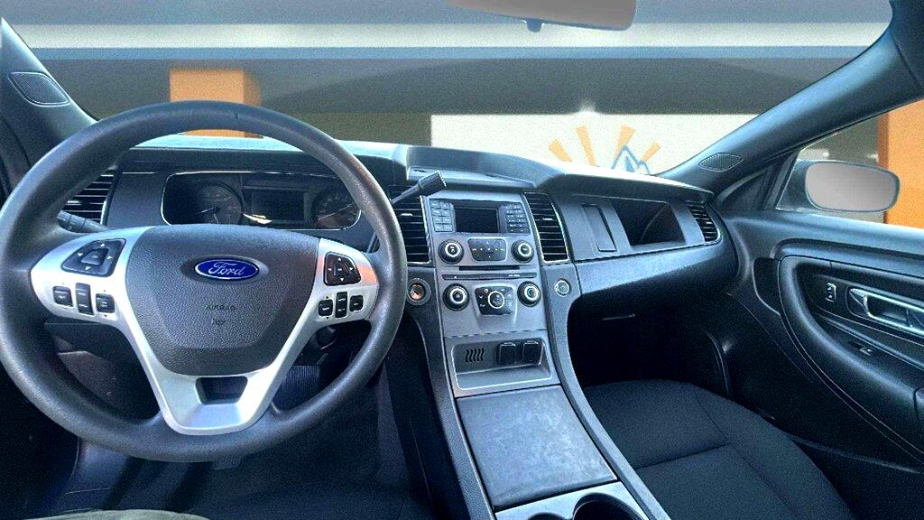 Ford Taurus Police FWD 2015
