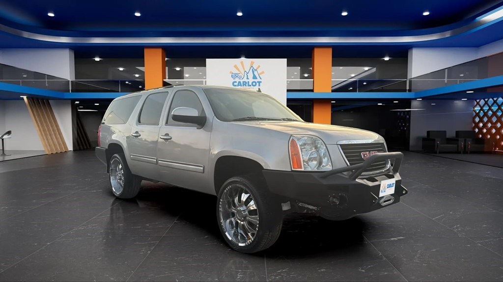 GMC Yukon XL SLE-1 1/2 Ton 4WD 2011