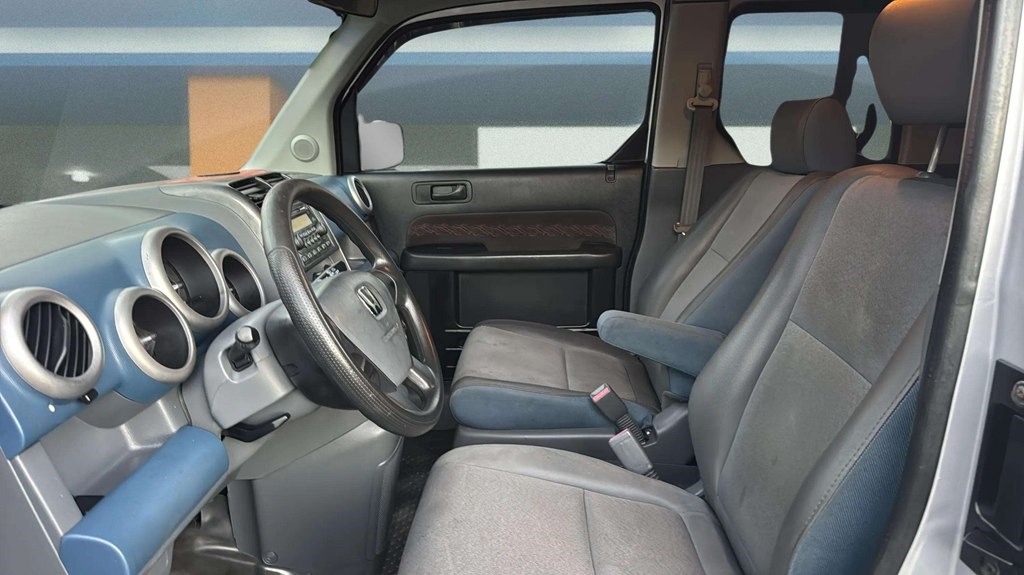 Honda Element EX 2WD 4-spd AT 2005