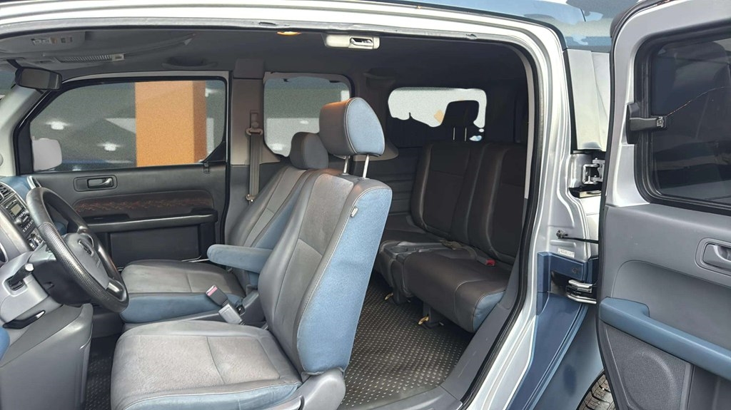 Honda Element EX 2WD 4-spd AT 2005