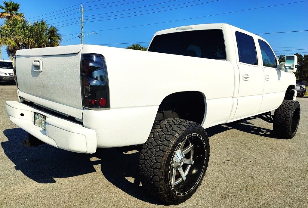 Chevrolet Silverado 2500HD Crew Cab Long Bed 4WD 2003