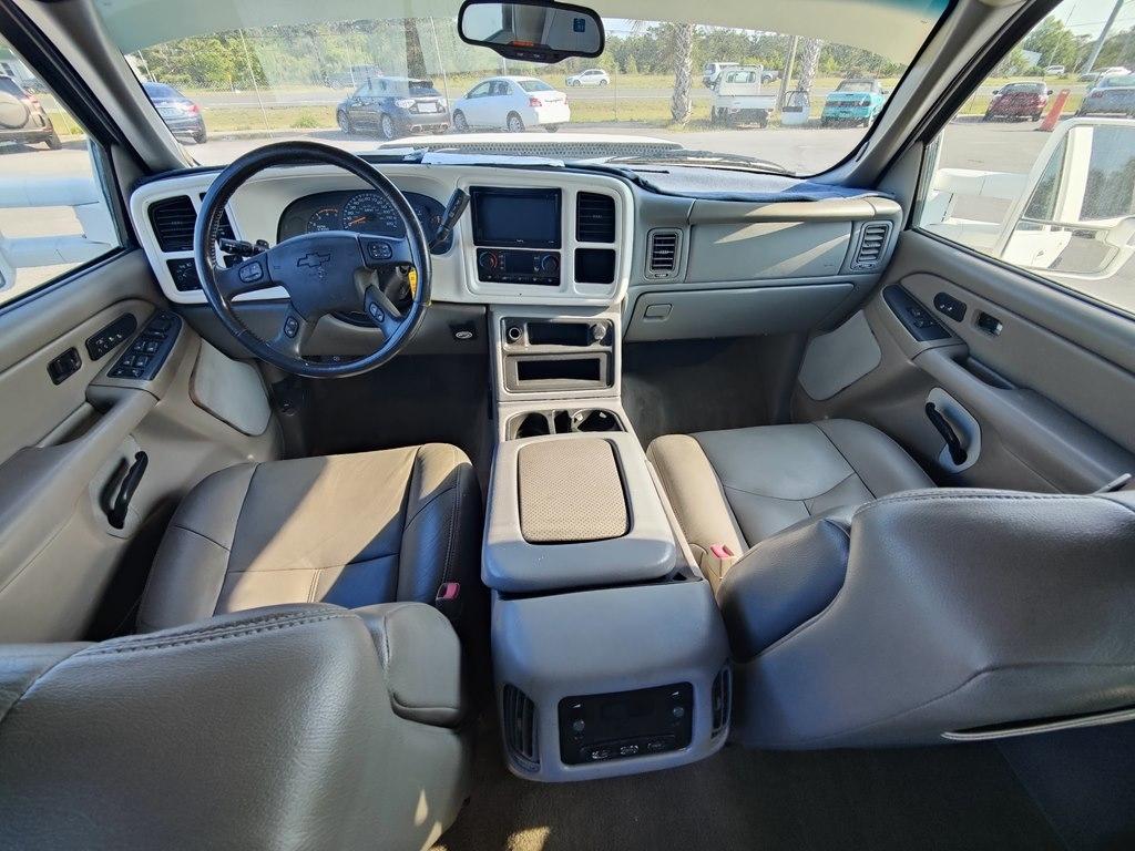 Chevrolet Silverado 2500HD Crew Cab Long Bed 4WD 2003