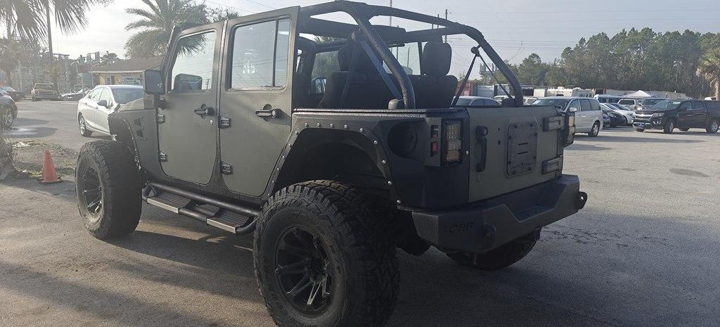 Jeep Wrangler Unlimited Sport 4WD 2010