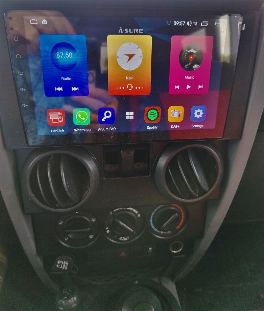 Jeep Wrangler Unlimited Sport 4WD 2010