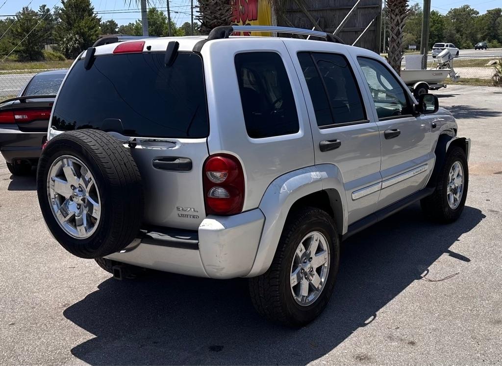 Jeep Liberty Limited 4WD 2005