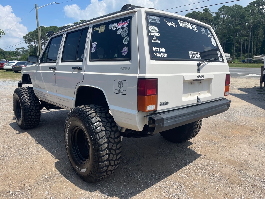 Jeep Cherokee Sport 4-Door 4WD 1996