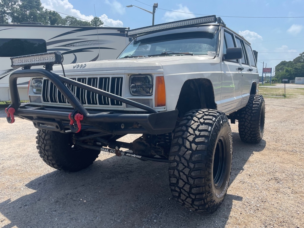 Jeep Cherokee Sport 4-Door 4WD 1996