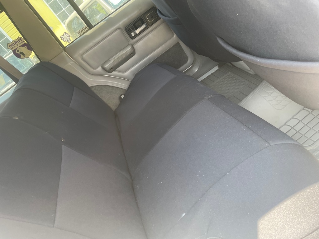 Jeep Cherokee Sport 4-Door 4WD 1996