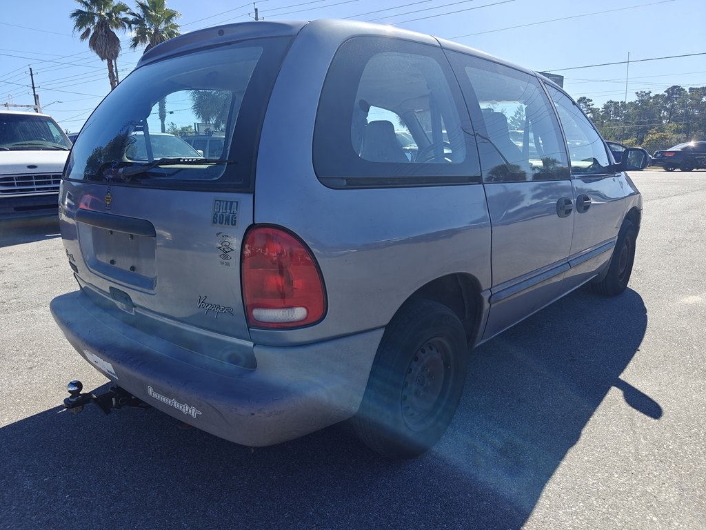 Plymouth Voyager Base 1998