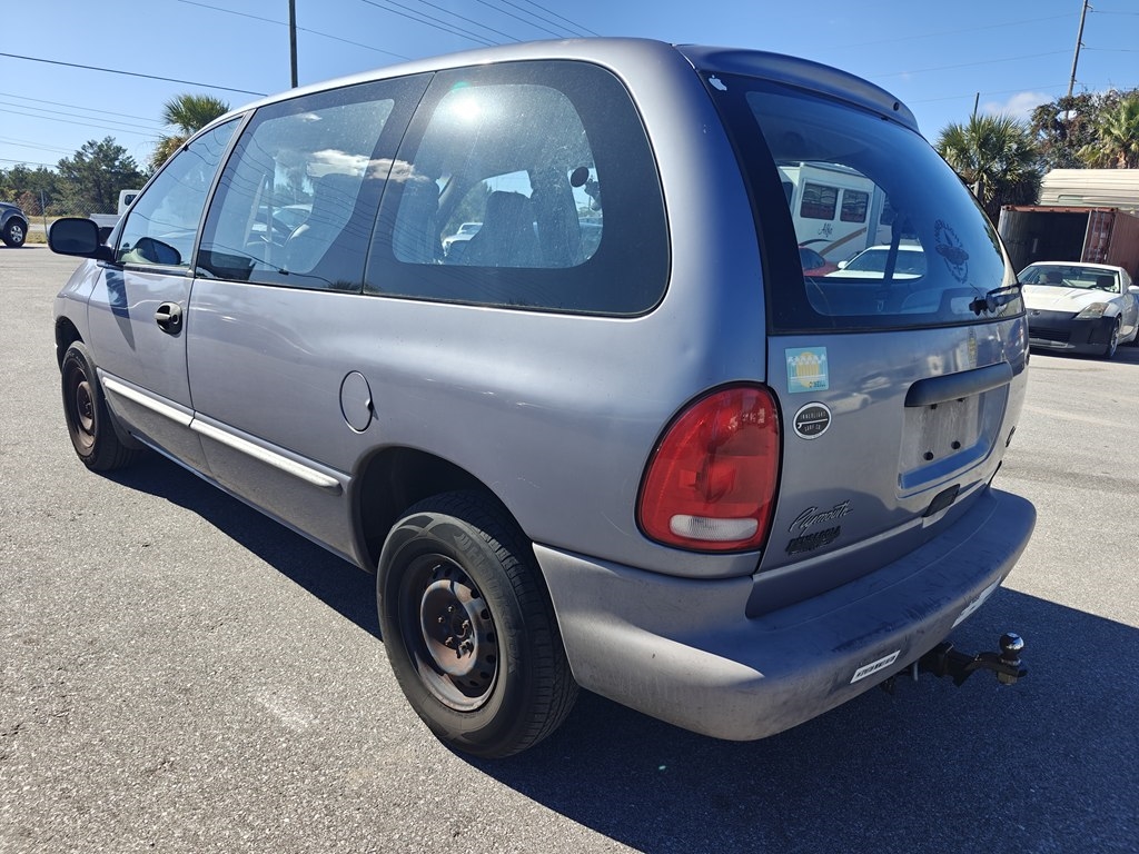 Plymouth Voyager Base 1998