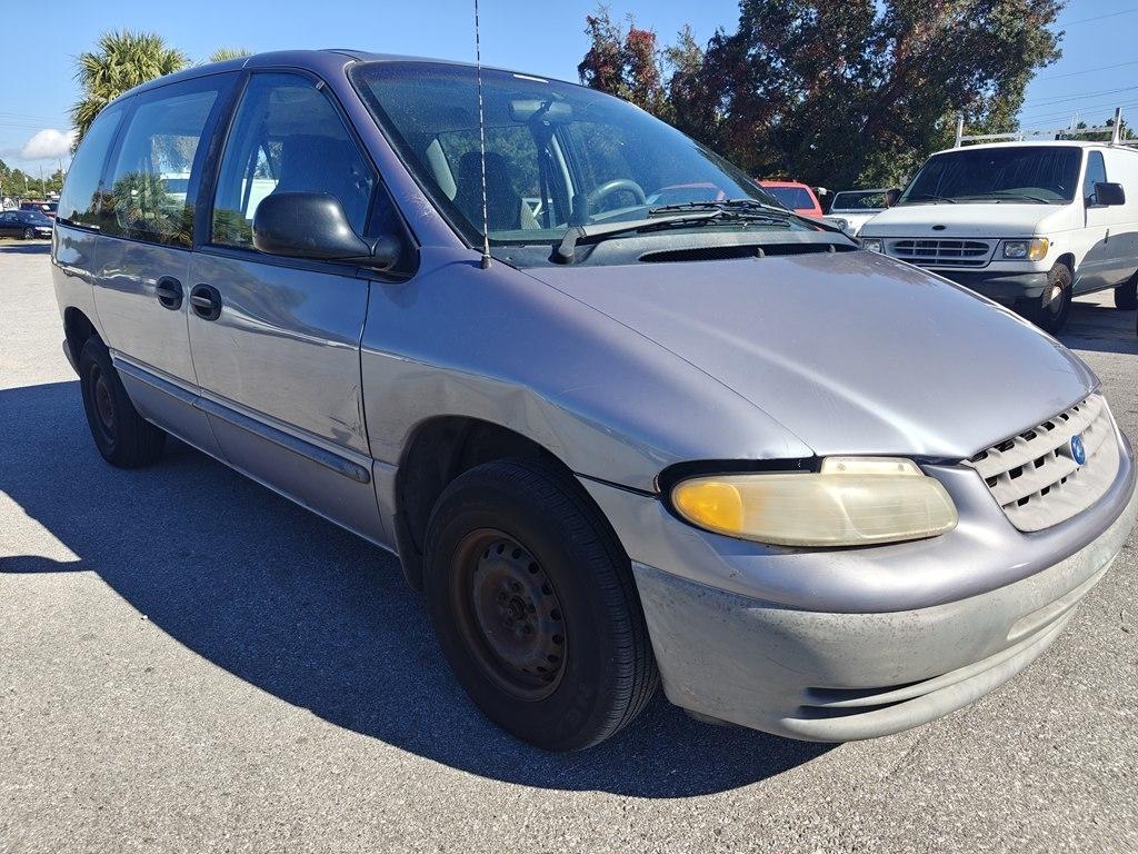 1998 Plymouth Voyager's photo