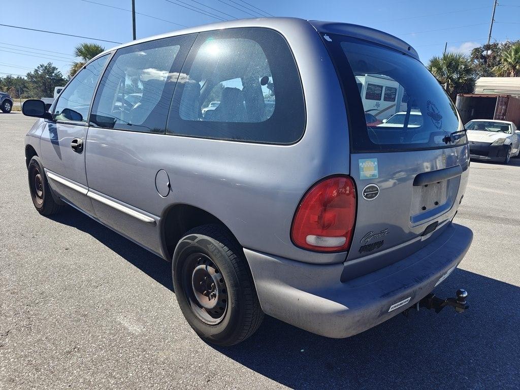 Plymouth Voyager Base 1998