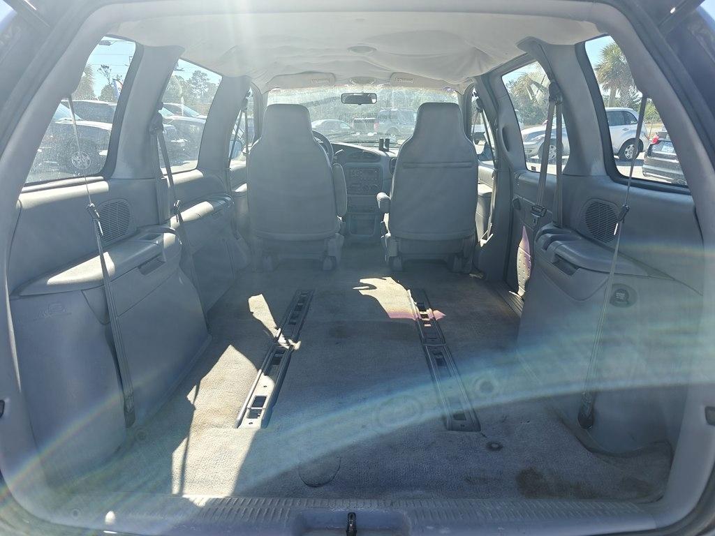 Plymouth Voyager Base 1998