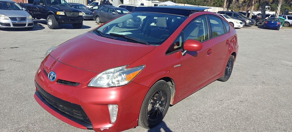 Toyota Prius Prius V 2012