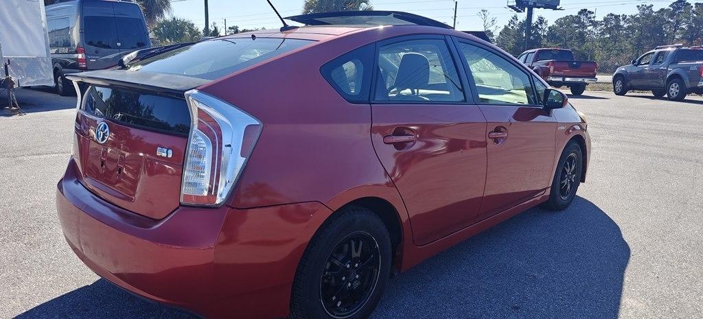 Toyota Prius Prius V 2012