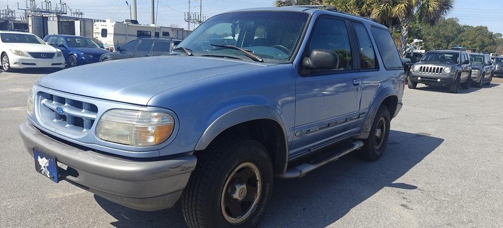 Ford Explorer XL 2-Door 2WD 1997