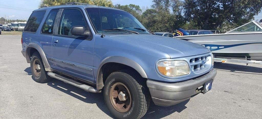 Ford Explorer XL 2-Door 2WD 1997