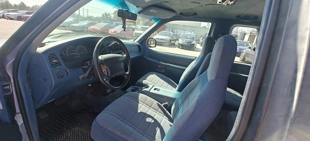 Ford Explorer XL 2-Door 2WD 1997