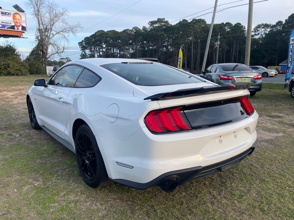 Ford Mustang EcoBoost Coupe 2018