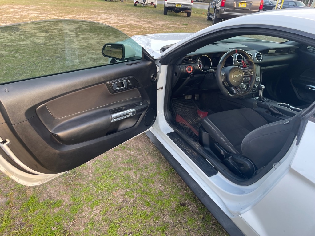 Ford Mustang EcoBoost Coupe 2018