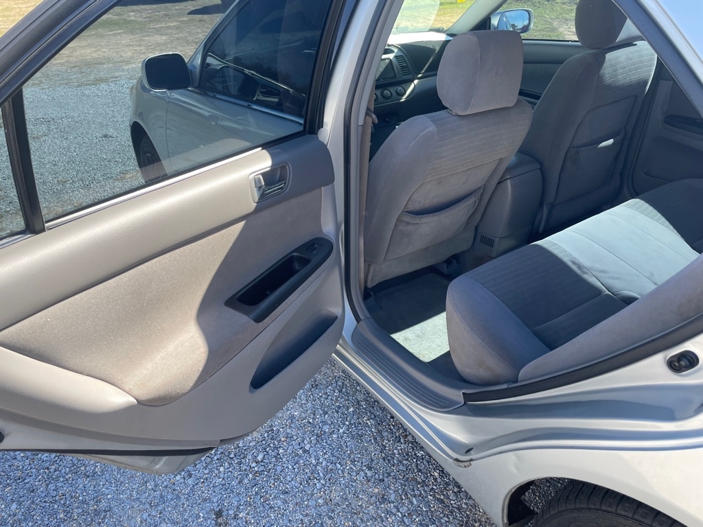 Toyota Camry LE 2006