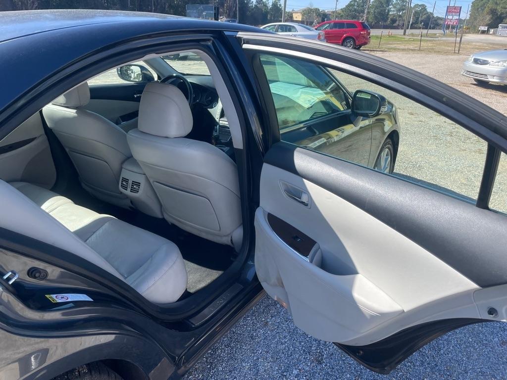 Lexus ES 350 Sedan 2011