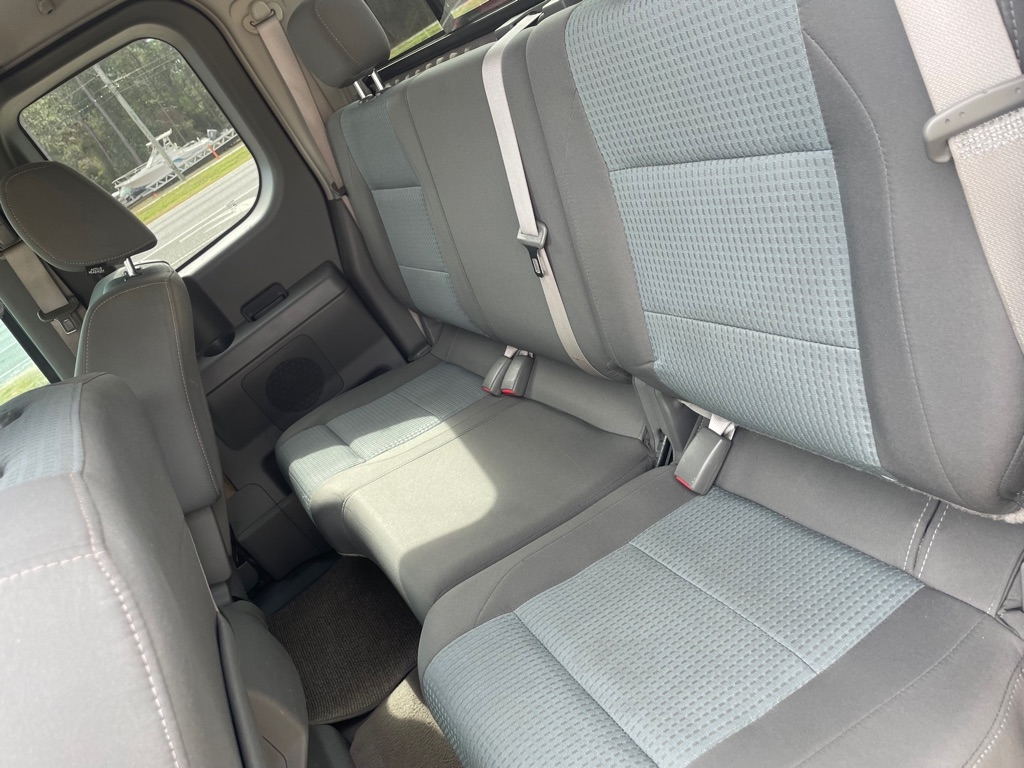 Nissan Titan XE King Cab 2WD 2006