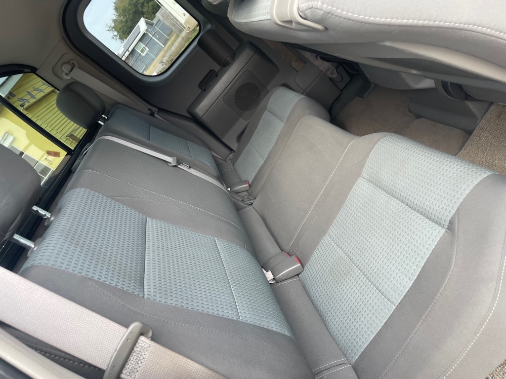 Nissan Titan XE King Cab 2WD 2006