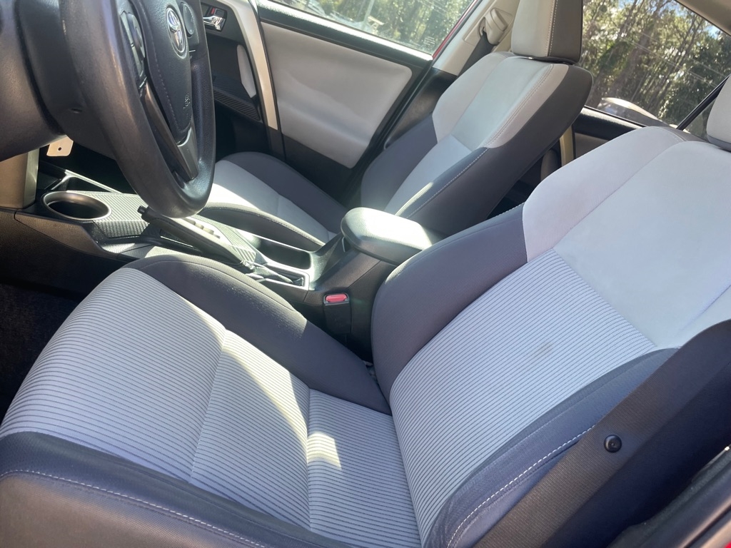 Toyota RAV4 XLE FWD 2015