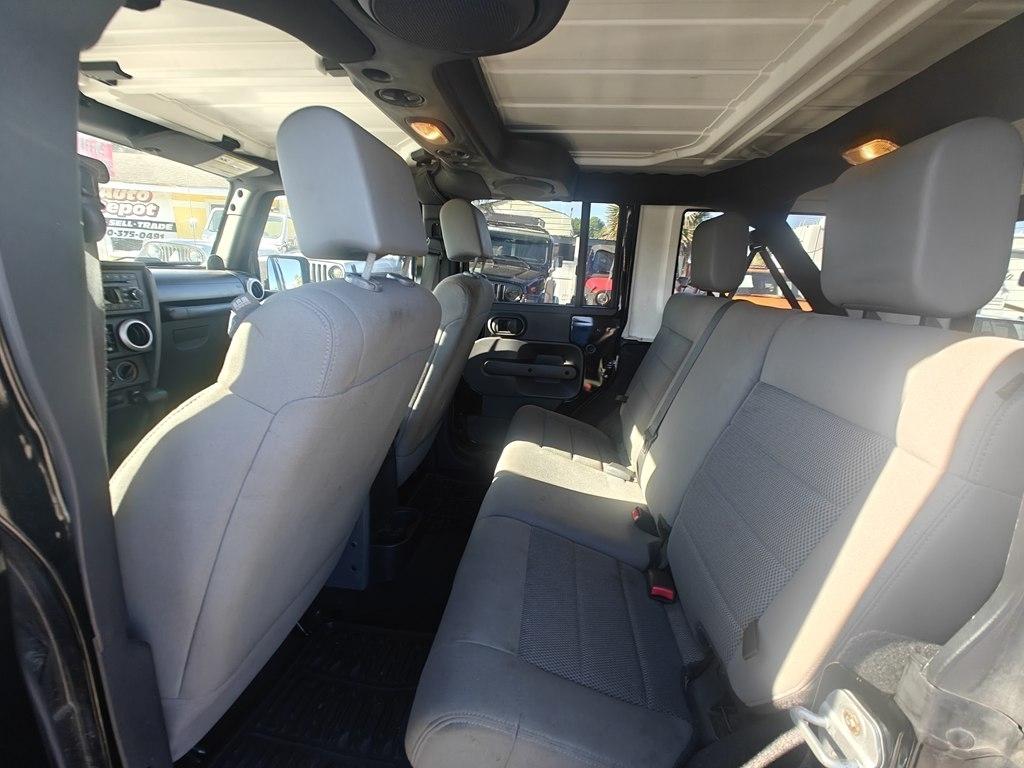 Jeep Wrangler Unlimited Sahara 2WD 2008