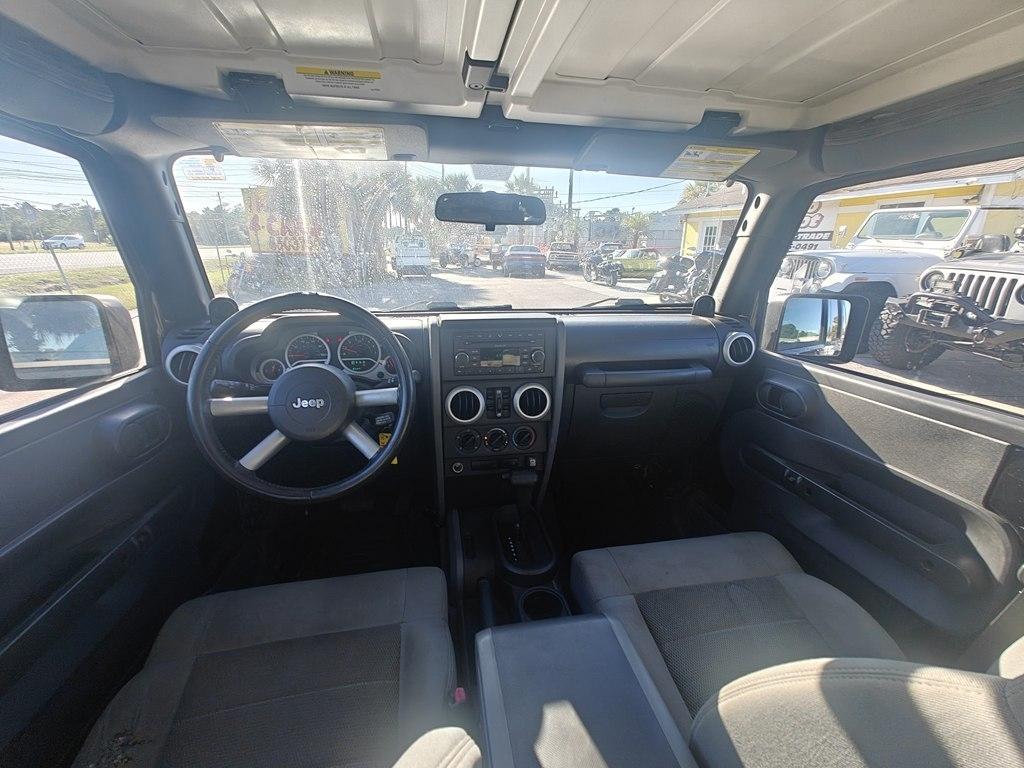 Jeep Wrangler Unlimited Sahara 2WD 2008