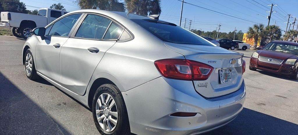 Chevrolet Cruze LS Auto 2018