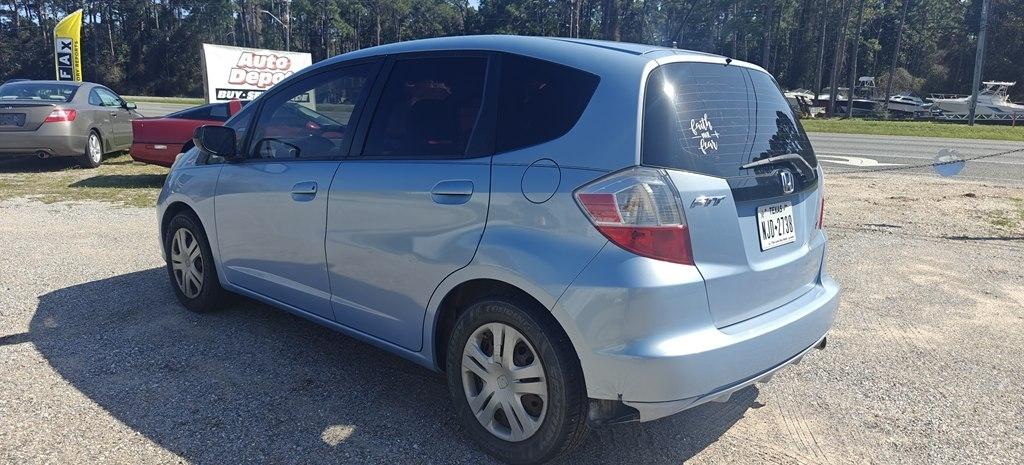 Honda Fit 5-Speed AT 2010