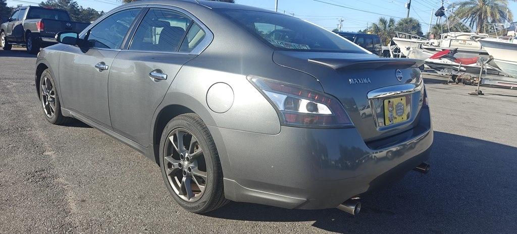 Nissan Maxima S 2014