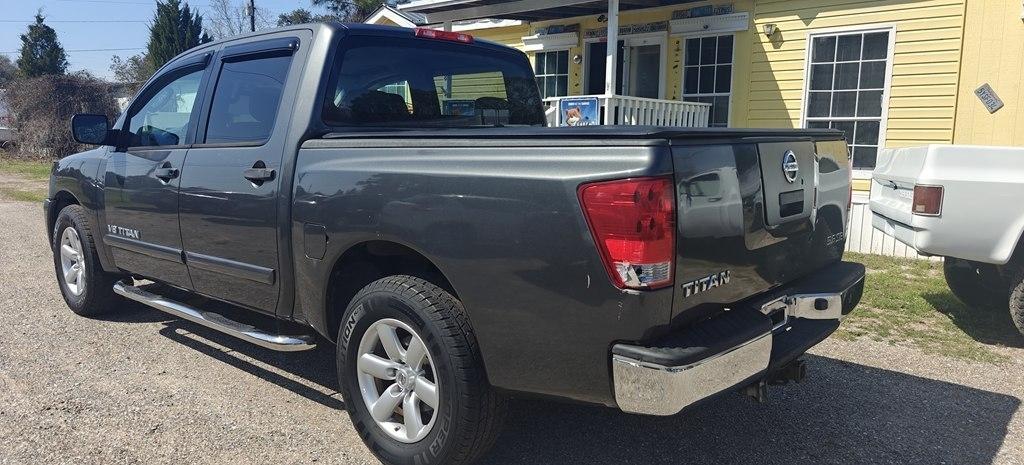 Nissan Titan XE Crew Cab 2WD SWB 2008