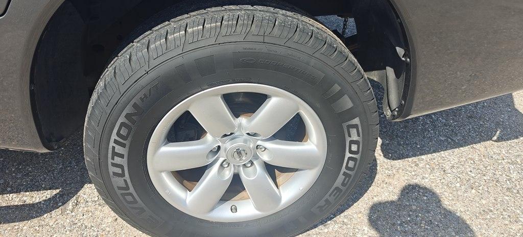 Nissan Titan XE Crew Cab 2WD SWB 2008