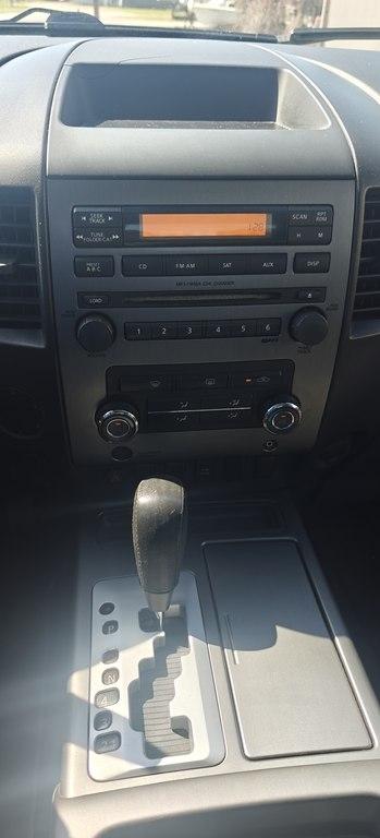 Nissan Titan XE Crew Cab 2WD SWB 2008