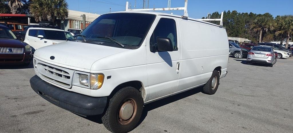 Ford Econoline E150 2000