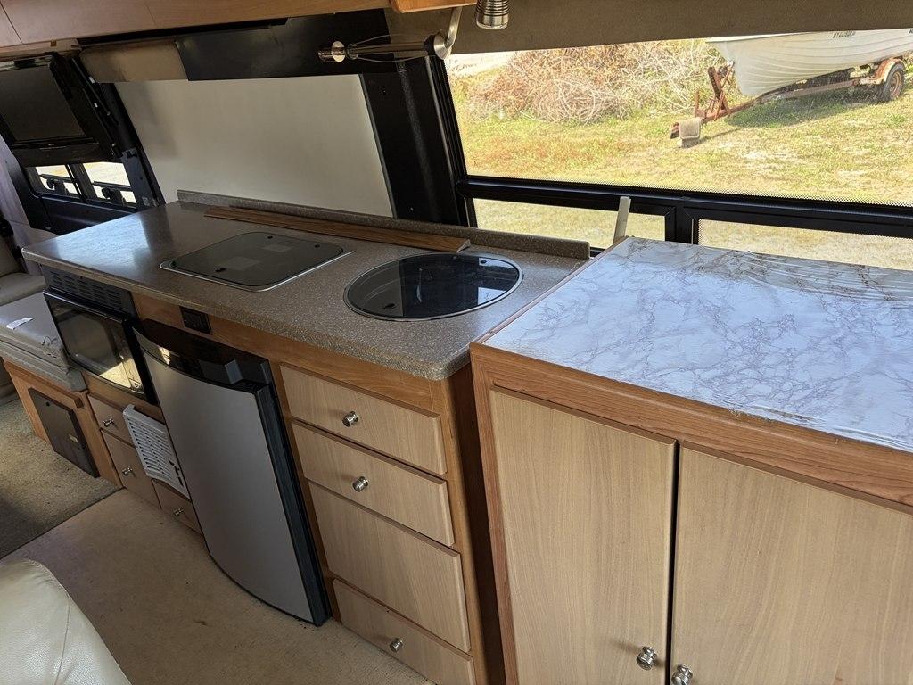 Mercedes-Benz Sprinter Van  2009