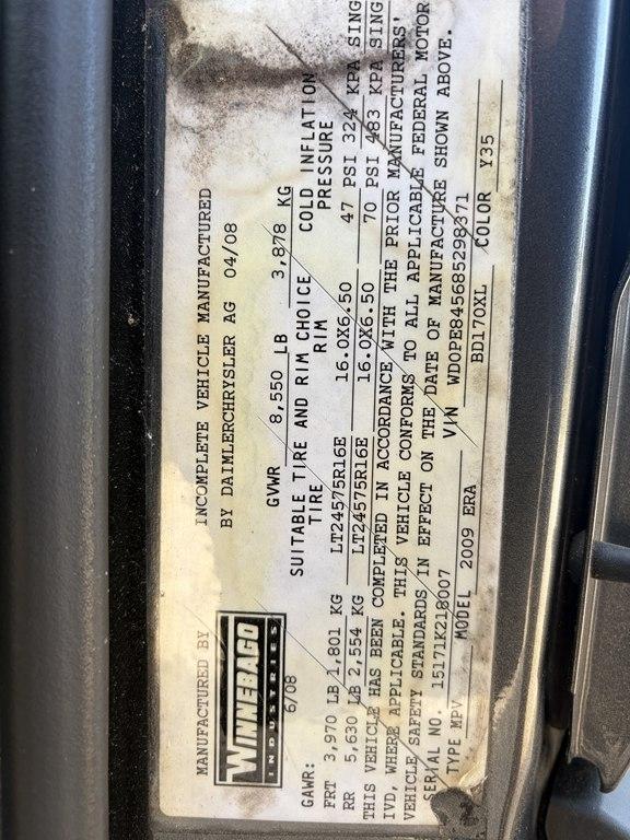 Mercedes-Benz Sprinter Van  2009