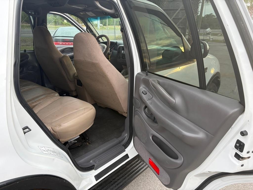 Ford Expedition XLT 2WD 1998