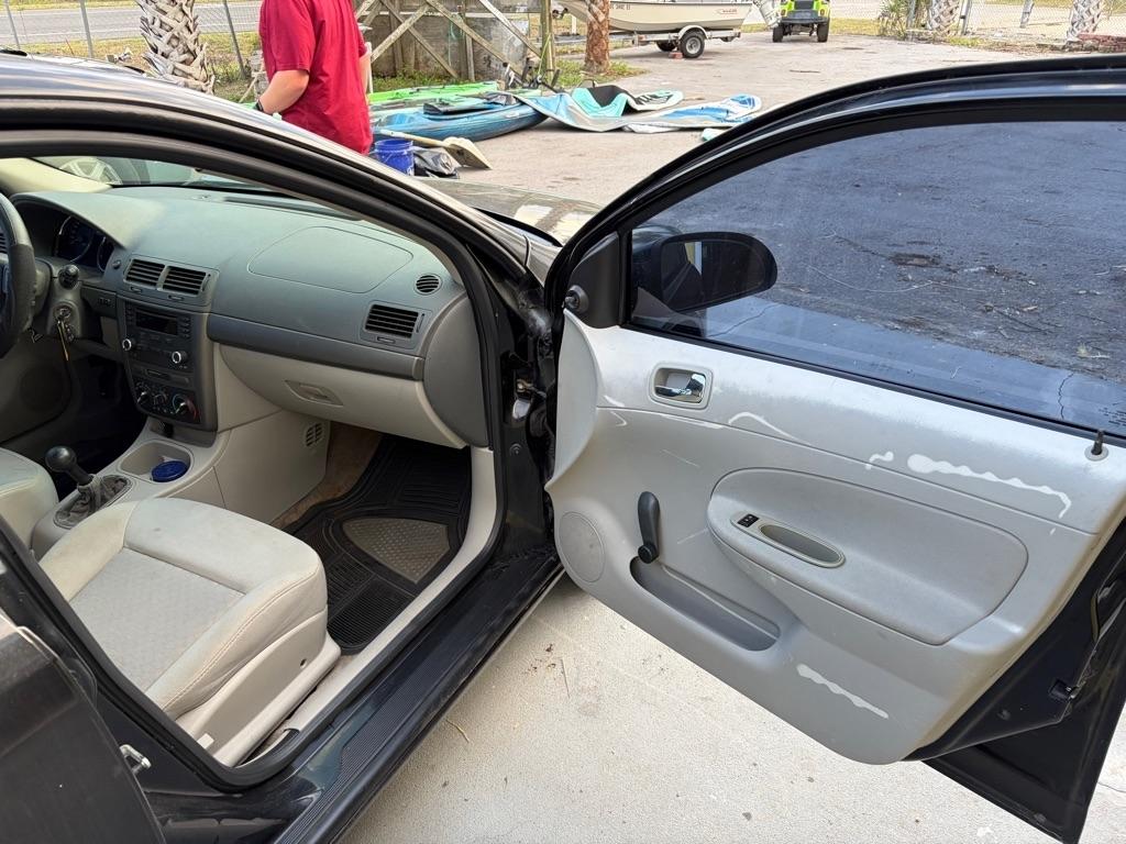 Chevrolet Cobalt LS Sedan 2006