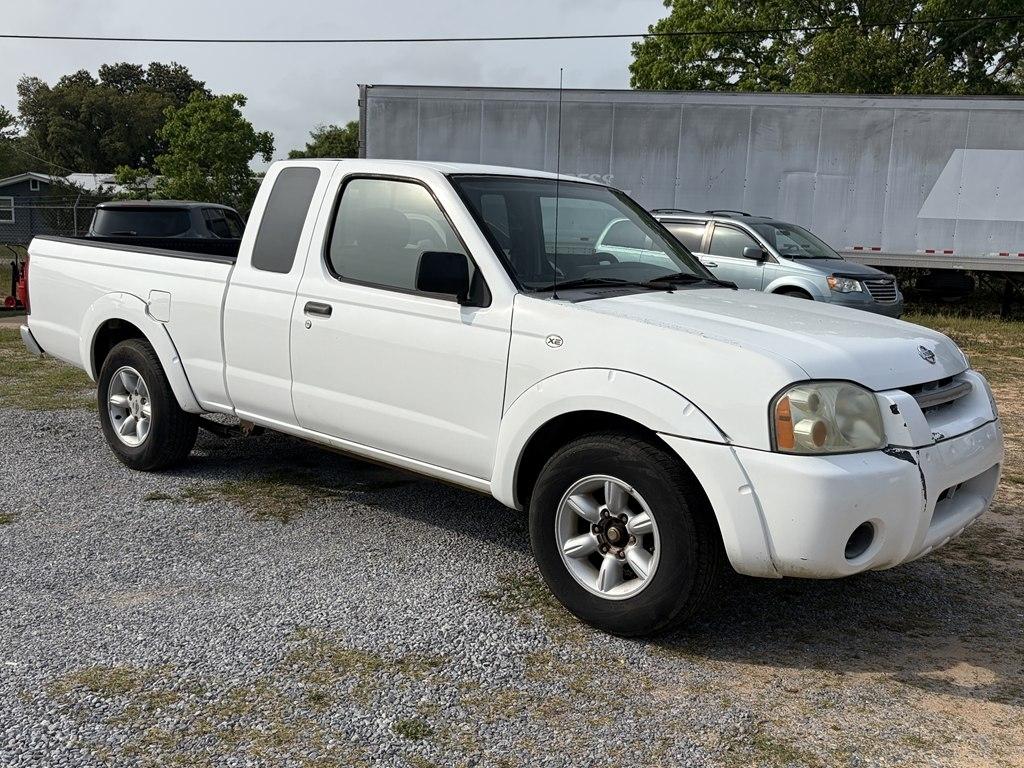 2001 Nissan Frontier XE King Cab 2WD
