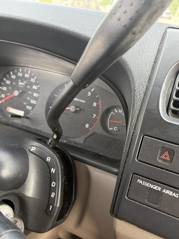 Nissan Frontier XE King Cab 2WD 2001